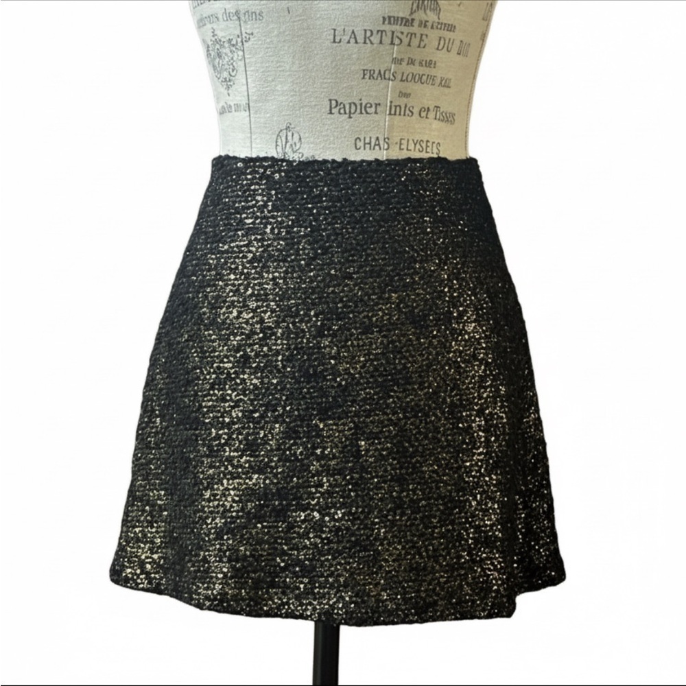 Alice + Olivia Black/Gold Mini Skirt Size 8 Excellent Condition!